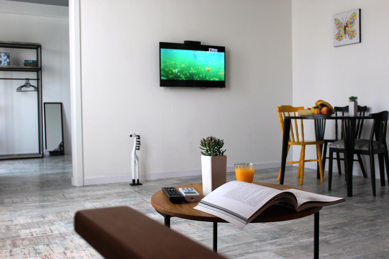 City Center Apartments By Happy Place Tbilissi Extérieur photo