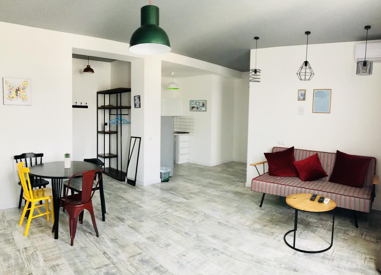 City Center Apartments By Happy Place Tbilissi Extérieur photo
