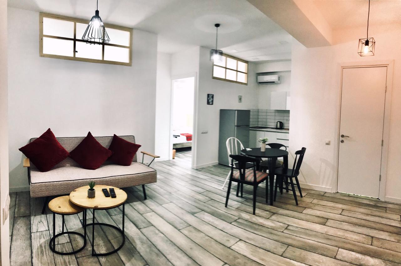 City Center Apartments By Happy Place Tbilissi Extérieur photo